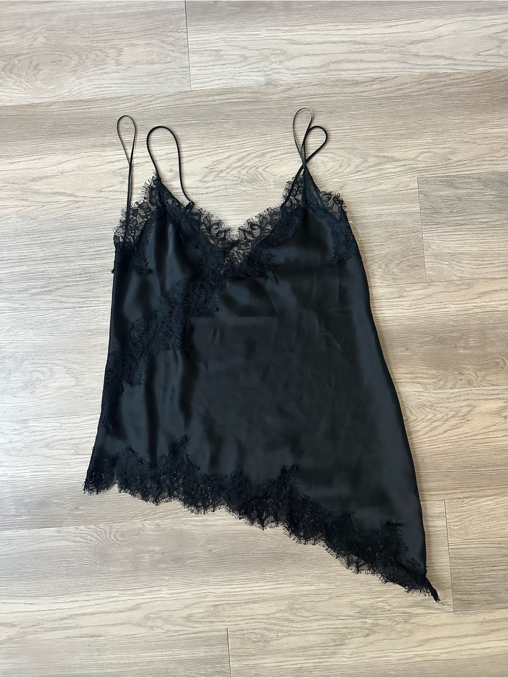 NWOT Blenca Young Contemporary Black Lace Trim Satin Asymmetric Cami
